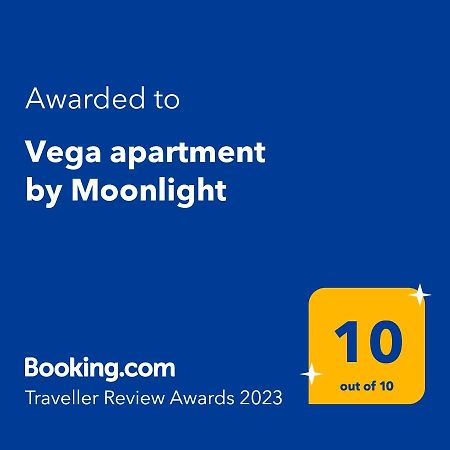 Vega Apartment By Moonlight Mamaia Bagian luar foto